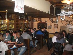 1898035_836453423092718_6787900144990036408_n