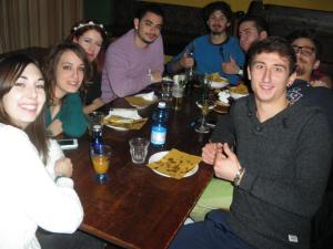 946138_987971737940885_935549863136799476_n